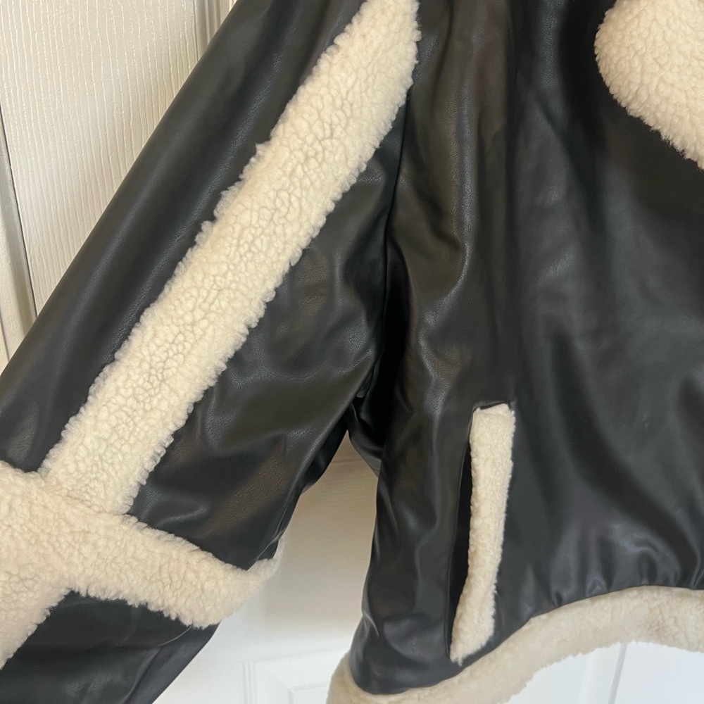 70 Madden NYC Women's  Plus Faux Shearling Moto Jacket NEW size 4X - Picture 9 of 11
